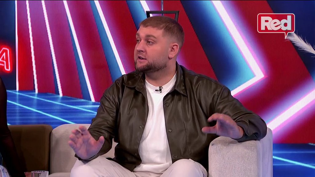 Navlači ih i razotkriva: Viktor Zeljko dobro prostudirao igru Zorice Marković, ovo radi sa Kačavendinim potrčcima! (VIDEO)