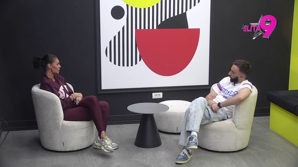 Aneli postala nova Harli Kvin! Mina otkrila da je videla POLJUBAC Đukića i Aneli, pa urnisala Sofiju: Nema mimiku, kakva je ona bre vernica?! (VIDEO)