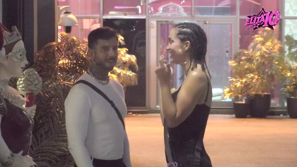Pala u očaj: Laura briznula u plač jer nema više visija, pa pronašla utehu kod Đukića! (VIDEO)
