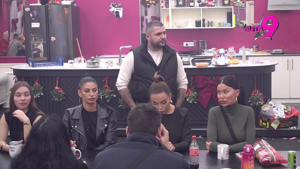 Anita će pošizeti kad ovo čuje: Aneli raskrinkala Lukine poglede, evo šta sve pobednici Elite 7 radi iza leđa! (VIDEO)