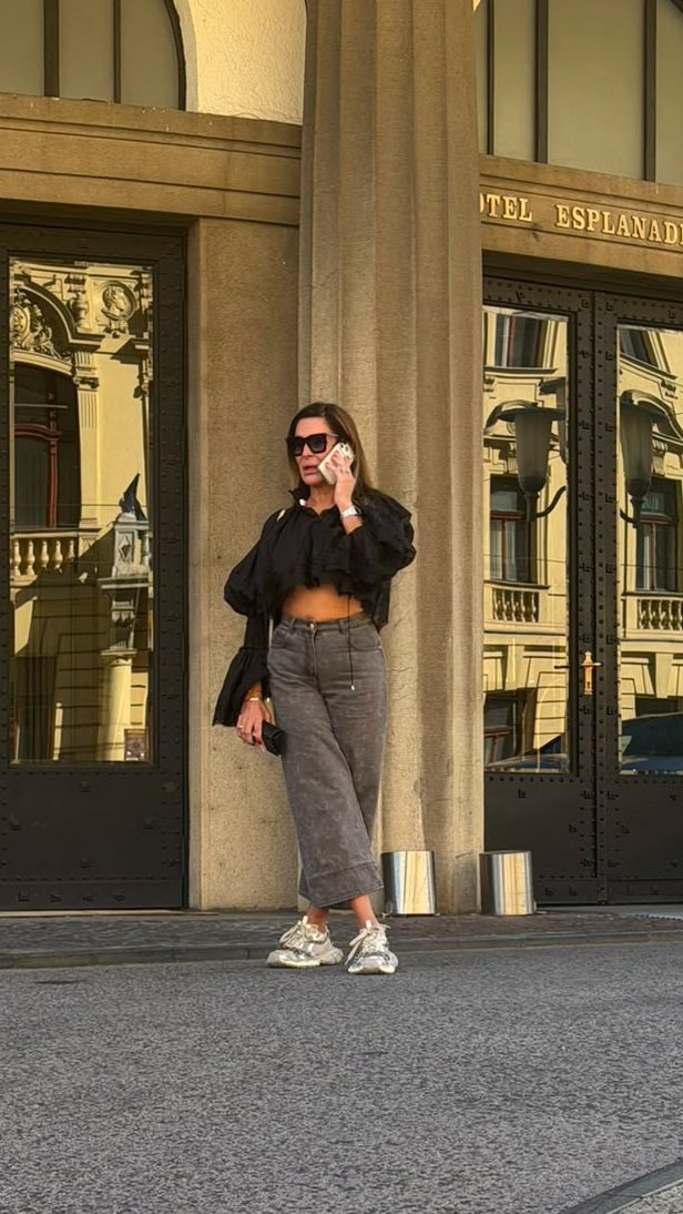 Uhvatili smo Kačavendu u Zagrebu! Otputovala sama u tajnu posetu hrvatskoj prestonici, otkrivamo razlog (PAPARACO)