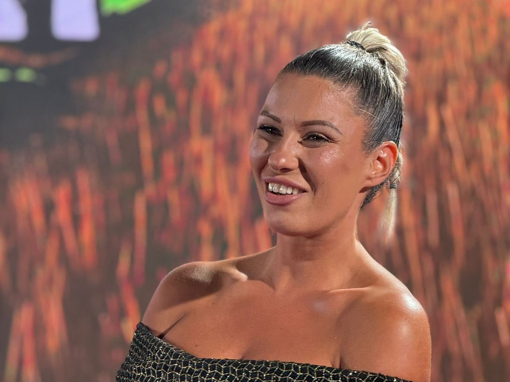 UŽIVO NA NARODNOJ TV OD 20H: U studio stužu SESTRE KOJE SU PODELILE JAVNOST! Andrea Anđelković i Elena Petrović spremene da raščivijaju porodične i ljibavne odnose... NE PROPUSTITE EMISIJU O KOJOJ ĆE SVI PRIČATI