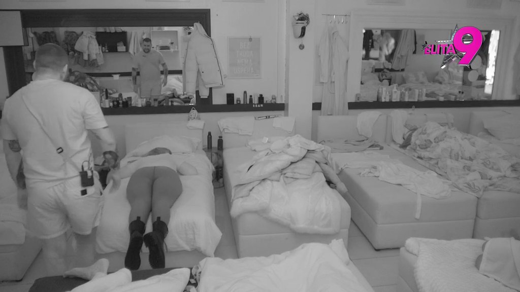 Peckanja ne prestaju! Maja nije mogla da se suzdrži, žestoko ukanalila Asmina (VIDEO)