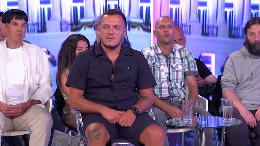 TOTALNI HIT! Gastoz nasmejao i Milenu forom na njen račun, gledatetljka ih prekorila: Nekulturni ste i NEVASPITANI (VIDEO)