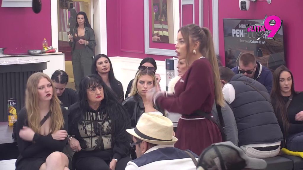 METEŽ U BELOJ KUĆI: Mina i Sofija ušle u žestok klinč, kočnice totalno popustile, pa jedna drugoj sasule sve u lice! (VIDEO)