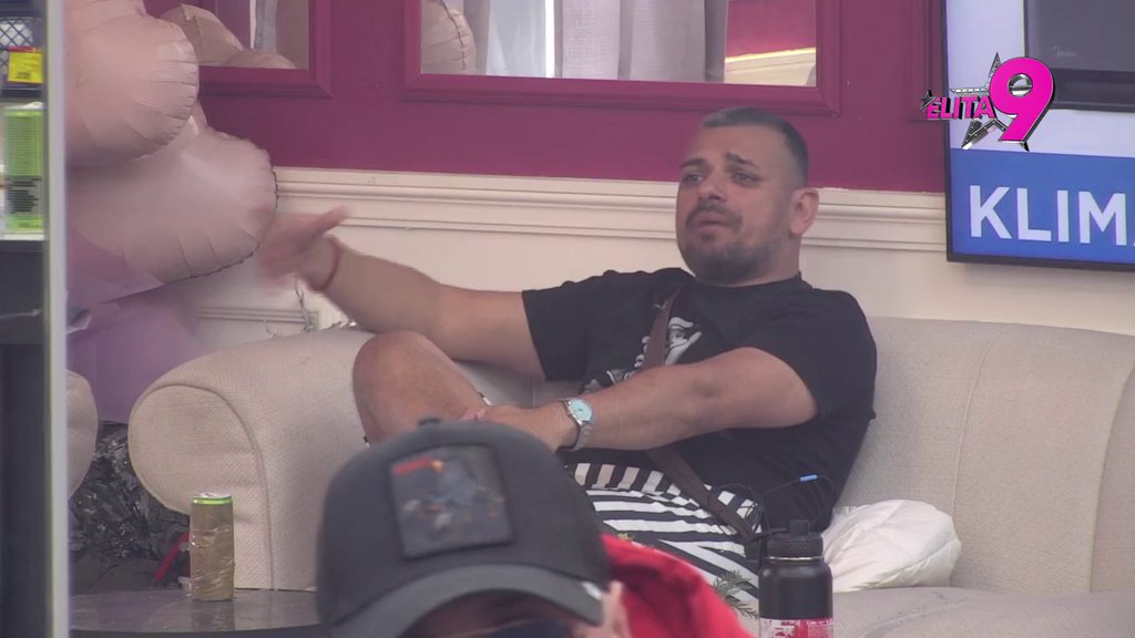 BIĆE IM GORE AKO... Bora se obratio svojim dušmanima u Beloj kući, ne namerava da se pokaje jer je zaratio s većinom cimera! (VIDEO)