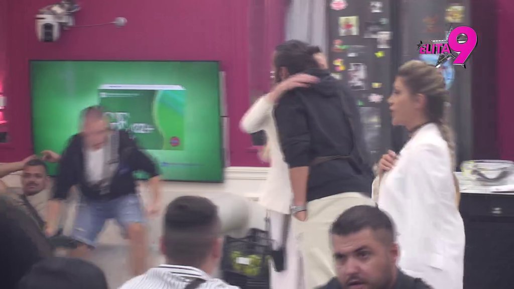 Čak pet takmičara će se boriti za opstanak u Eliti: Ivana Šopić saopštila odluku publike! (VIDEO)