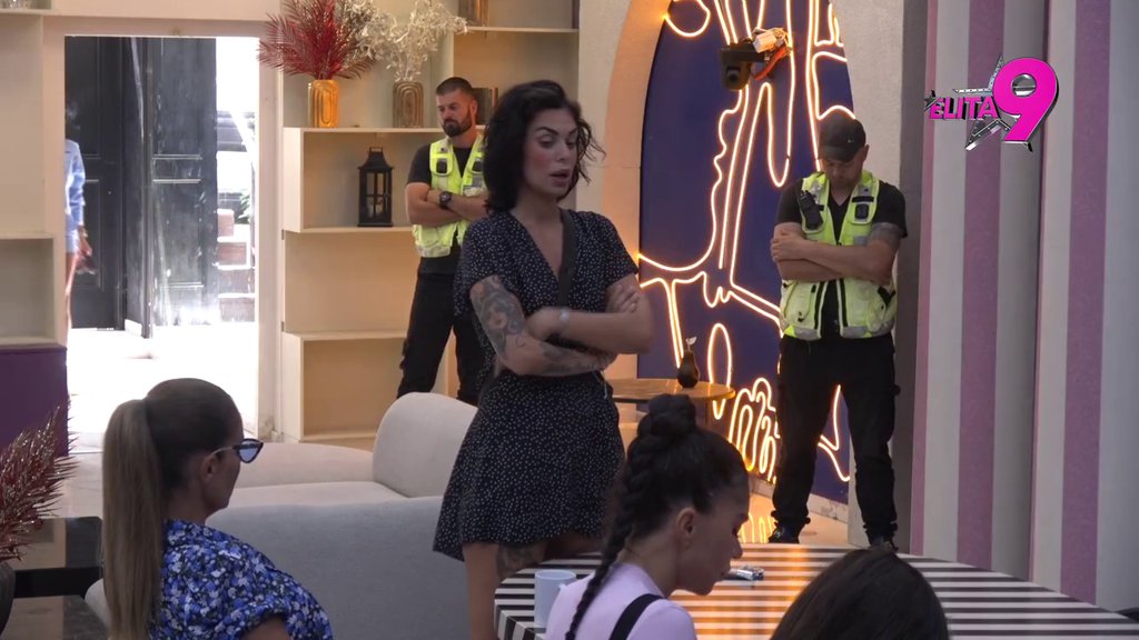 TI SI ZLA MAĆEHA - MAJA MARINKOVIĆ! Sukob koji ne jenjava, Stanija bljuje vatru na suparnicu, tenzija ne popušta: Ne znaš šta je zdrava porodica (VIDEO)