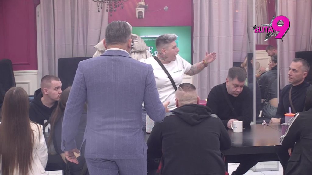 Pocepan spisak Matorinih bivših prijatelja: Bori pukao film i uništio svoje remek delo, pa ponovo brutalno zaratio s njom! (VIDEO)