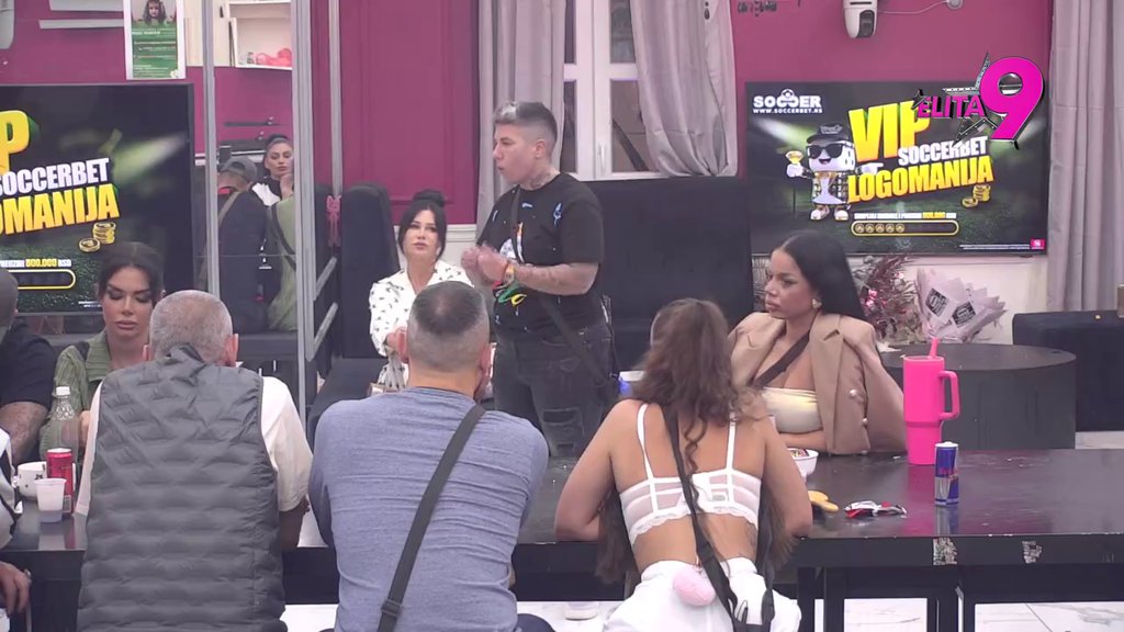 Kad sam se obukao kao žena, rekao je da ga privlačim: Uroš obrisao patos s Neriom i Hanom, Matora dala svoj sud: Ne mislim da je GEJ, ali... (VIDEO)