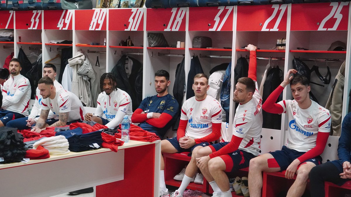 CRVENO-BELI KRENULI U MISIJU 'LIGA ŠAMPIONA': Stanković izvršio prozivku, pa ekipu odmah odveo na Zlatibor! Evo ko se javio treneru, a ko je ODSUTAN i kakav je PLAN priprema