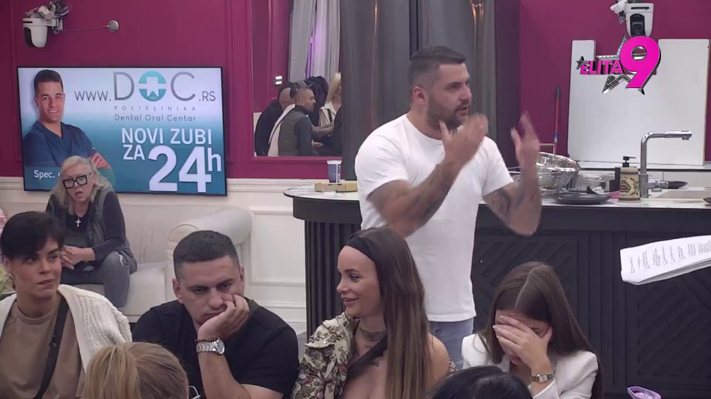 SVE MAJKE ĆUTE! Luka slao Norine fotografije podršci, a Aneli ga podržavala: Asmin ih jednim potezom demolirao! (VIDEO)