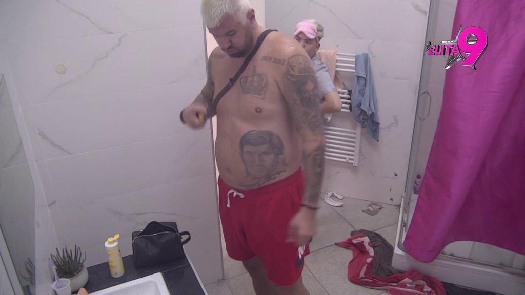 Transformacija konačno uspešna: Janjuš zasijao s novom frizurom, Uroš ne skida osmeh s lica! (VIDEO)