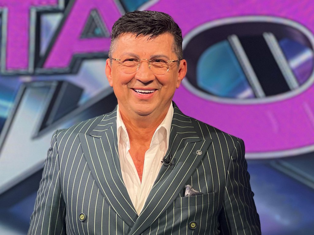 POČEO SAM DA SANJAM ENU I PEJU: Zoran Pejić predviđa visok plasman sinu u Eliti! Otkrio da mu Zlata Petrović uskoro stiže u posetu kako bi se prisetili STAROG ŽIVOTA