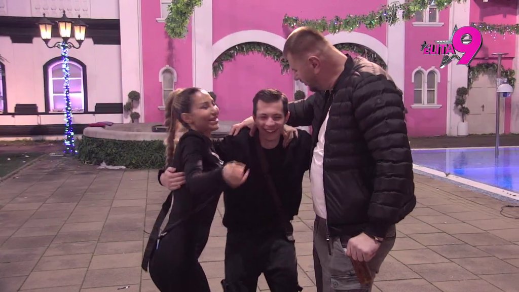 Voleo sam te mnogo: Janjušu sve više popuštaju kočnice, on i Aneli na korak do pomirenja! (VIDEO)