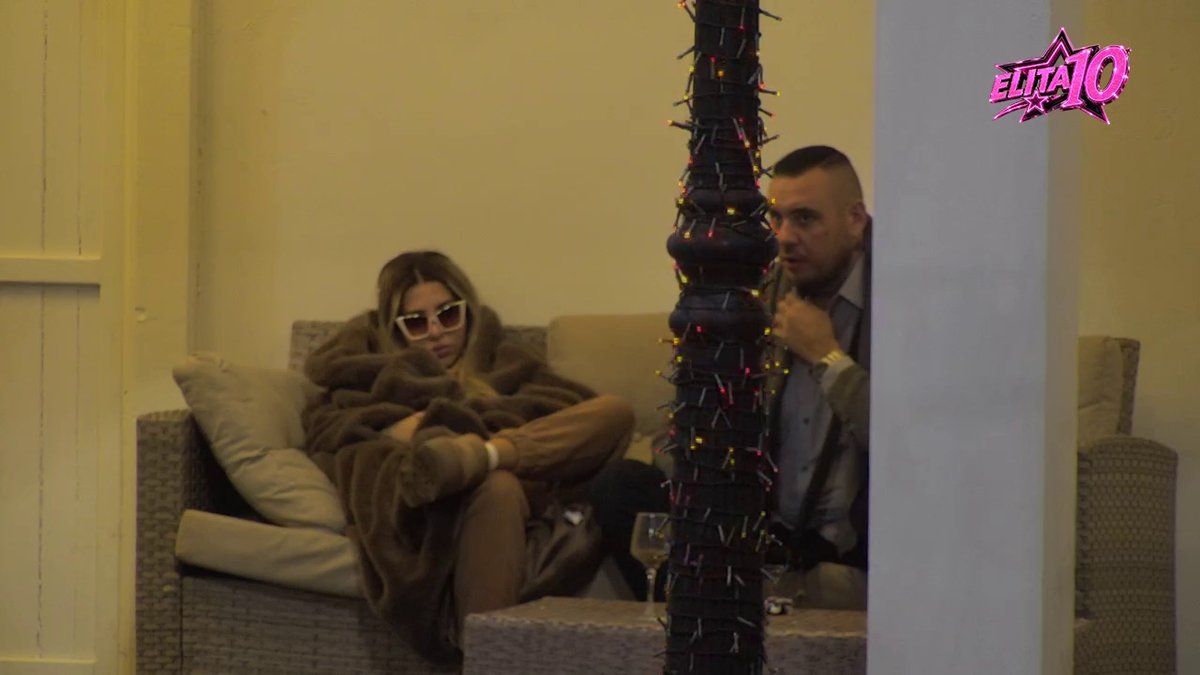Što doslednom ne pruži ruku? Aneli i Car misle da Anđela zarad fanova i rijalitija spušta loptu sa Karićem! (VIDEO)