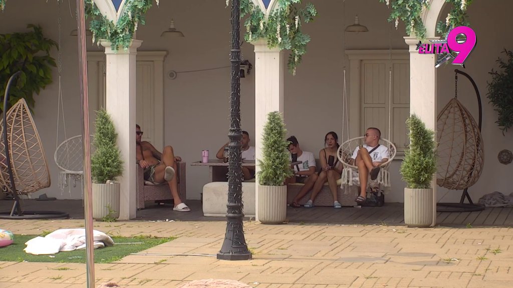 Letovao bi u Čanju! Dača otkrio da li bi prihvatio Staniju za maćehu, ovakav odgovor niko nije očekivao! (VIDEO)