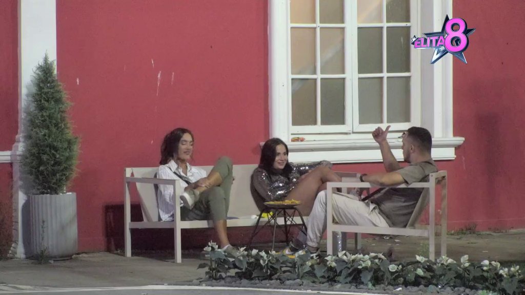 Ponovo se srozala na dno: Anđela sa oduševljenjem sluša Gastozova se*sualna iskustva i prevare koje je načinio! (VIDEO)