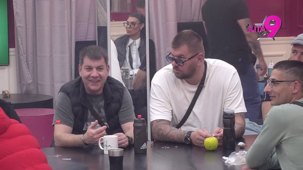 FU*SO, JE*EŠ SE 15 GODINA SA BOBANCEM: Milena rešila da dokaže da je Vanja bila Žani LAŽNA prijateljica, svrstala je u najveći ljudski šljam: SEDELA SI MI SA DECOM... (VIDEO)