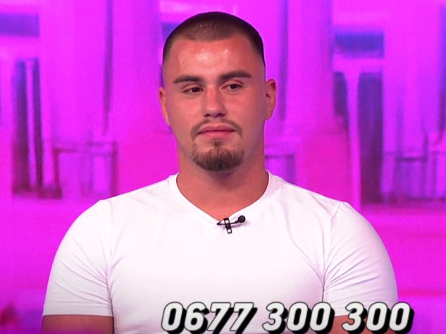Gledateljka odlepila za Mikijem Dudićem: Uputila mu pitanje o ženidbi, Viktor pecnuo Daču: Hoće da bude uspešniji, ne može, ZNA SE KO JE LAV U DŽUNGLI (VIDEO)