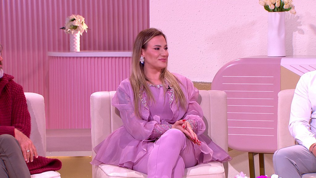 DOPISIVAO SE SA JEDNIM MUŠKARCEM I... Kristina otkrila da je proveravala Kristijanove poruke na društvenim mrežama, a ono što je tamo zatekla ju je ŠOKIRALO: SRAM TE BILO, LAŽEŠ!