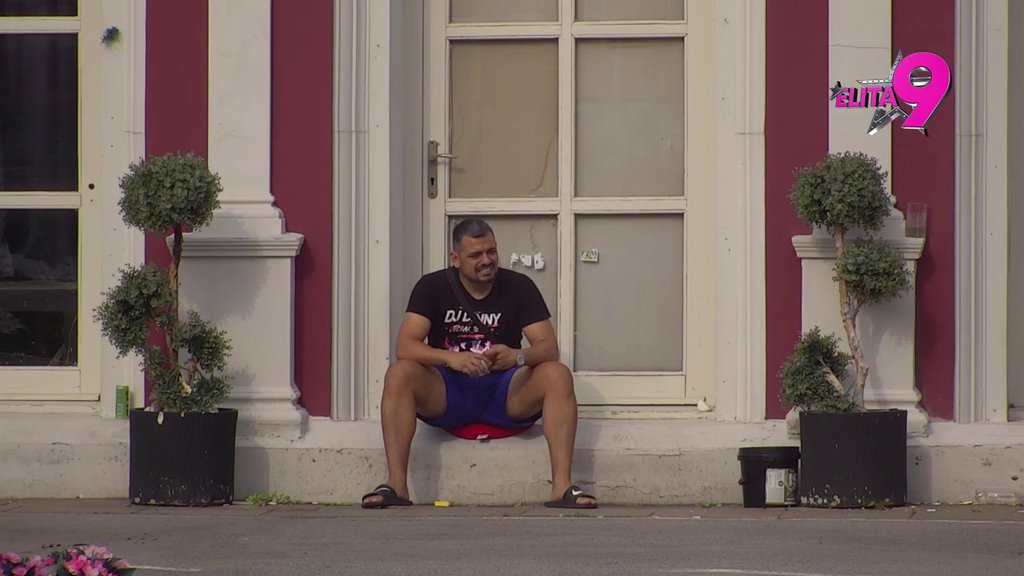 NE PRONALAZE ZAJEDNIČKI JEZIK: Bora ušao u sukob sa Jovanom Cvijanović i Anastasijom! (VIDEO)