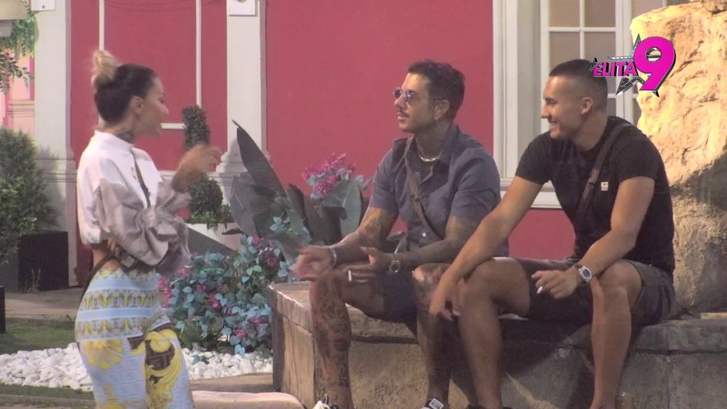 Sve karte na sto: Aneli očitala lekciju Filipu, on rešio da joj se oprada kao nikad do sad! (VIDEO)