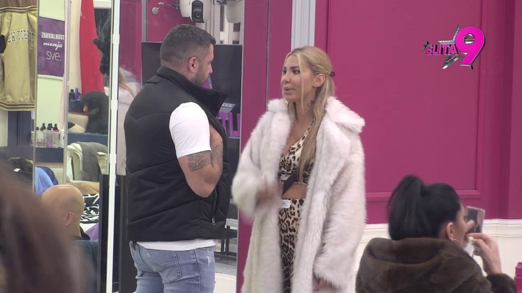 Saga ne prestaje! Asmin ponovo došao do Aneli, ona mu ponudila Norinu flašicu, on je ODBIO zbog Luke (VIDEO)