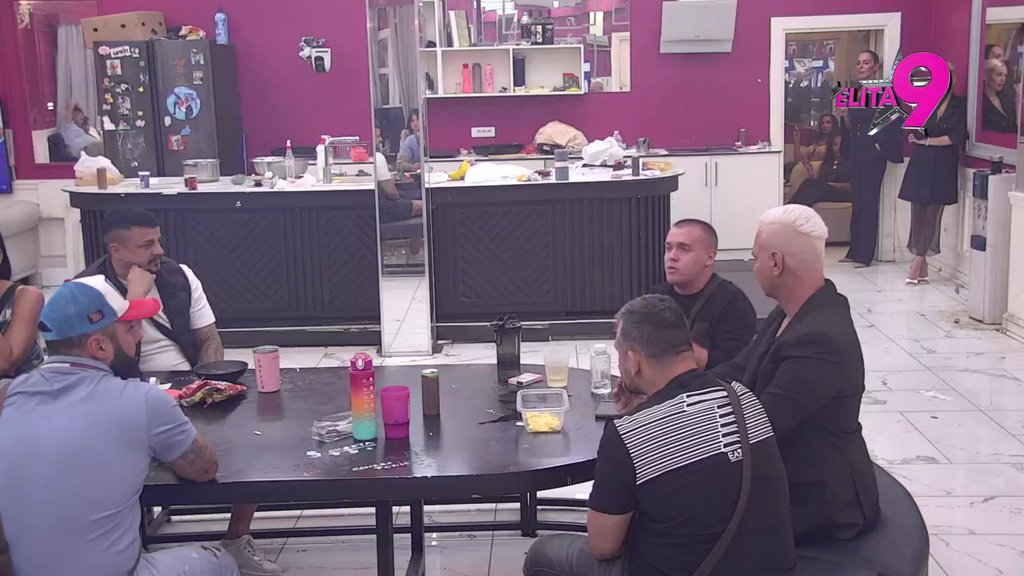 Nekada saveznici, sada ljutiti rivali: Kačavenda i Dačo okrenuli jedno drugom leđa, usledio potpuni raskol! (VIDEO)