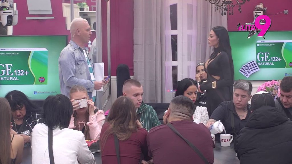 Ovo su svi čekali da čuju: Stanić spustio loptu sa Aneli, pa izabrao između nje i Maje (VIDEO)