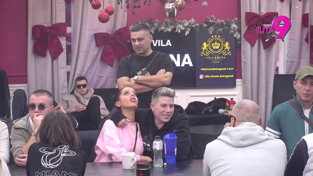 Bezobrazna si i kvarna: Terza poludeo zbog Sofijinog foliranja, brutalno istinu joj sasuo u lice i unakazio je! (VIDEO)