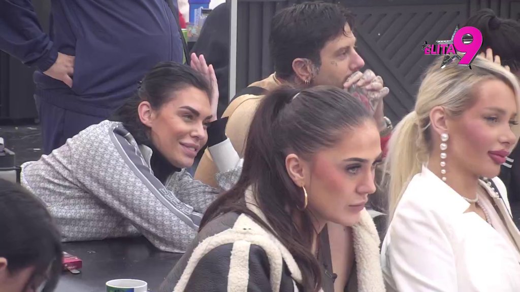 Asmin Durdžić ponovo raspalio vatru! Takmičari udružili snage da otvore Viktoru oči, ubeđeni da Mina ima skrivene emocije prema Alibabi! (VIDEO)