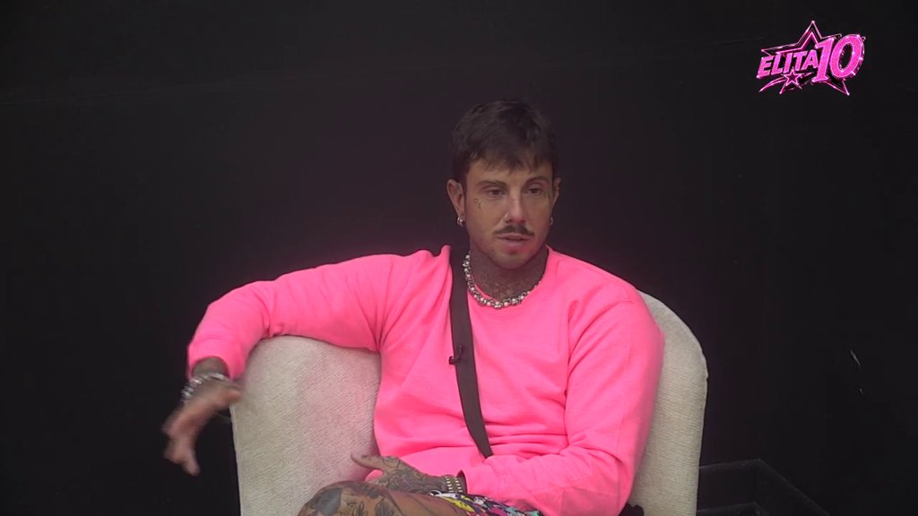 Više veruje njoj nego svojim očima: Đukić cveta nakon pomirenja s Aneli, prvi put ove sezone razvukao osmeh! (VIDEO)