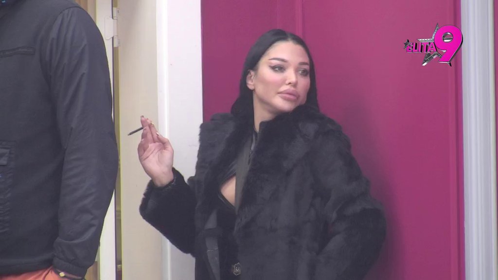 Ko ovu dramu režira?! Anita potkačila Maju kad je ugledala klip Maje i Đukića, otkrila da su bili INTIMNI, oni negiraju da među njima postoji nešto više (VIDEO)