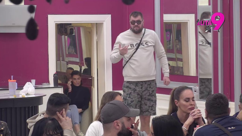 Nikad veće poniženje Aneli Ahmić: Janjuš eksplodirao od besa, jednom rečenicom je zakucao za dno! (VIDEO)