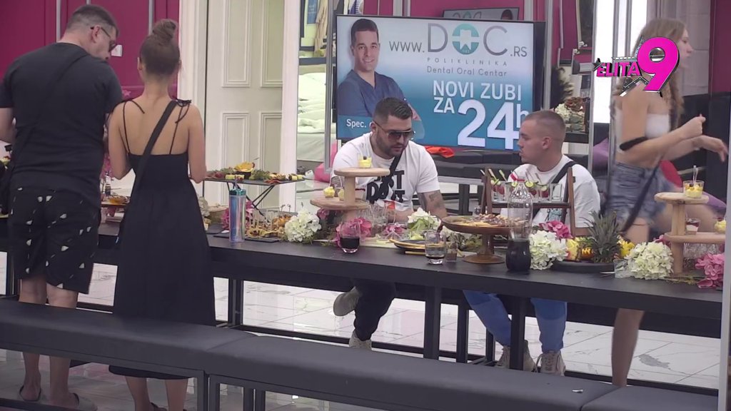 PRE BIH UMRO, NEGO SE POMIRIO SA NJOM: Alibaba istakao da je Aneli slao kod Karamujića, pa izneo šok tvrdnje na njen račun! (VIDEO)
