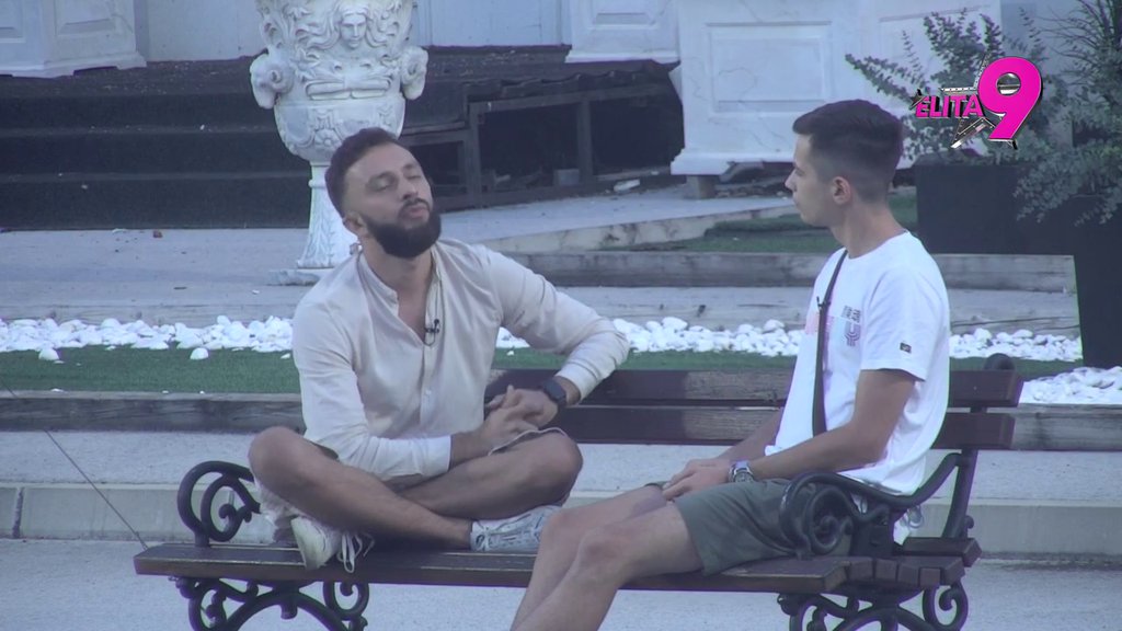 Ima li dalje od ovog blama za Aneli? Njen nećak Nerio je optužio da glumi žrtvu koristeći Noru, pa odbranio Alibabu! (VIDEO)