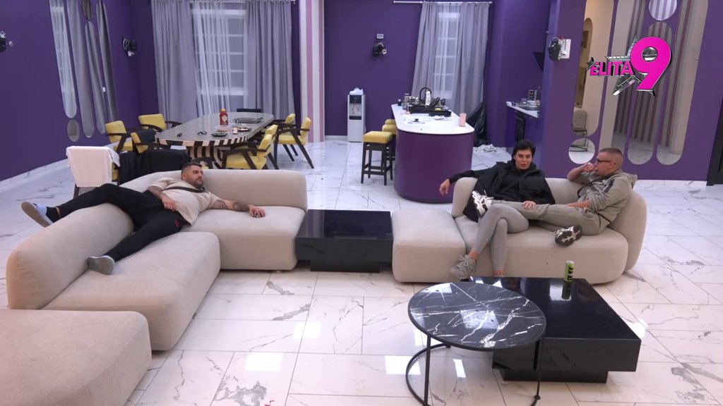 Ima još jedna Kačavenda, pojma nemate o životu: Alibaba u šiframa priznao da se lomi između Maje i Mine? Vrbaški mu jasno stavila do znanja da se ONA PITA ZA SVE! (VIDEO)