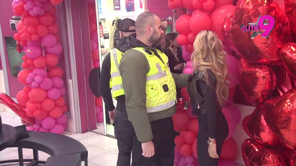 K*rvo raspala: Ivan i Aneli brutalno zaratili! On u ceo haos umešao i Anđela, ori se Bela kuća od prozivki (VIDEO)