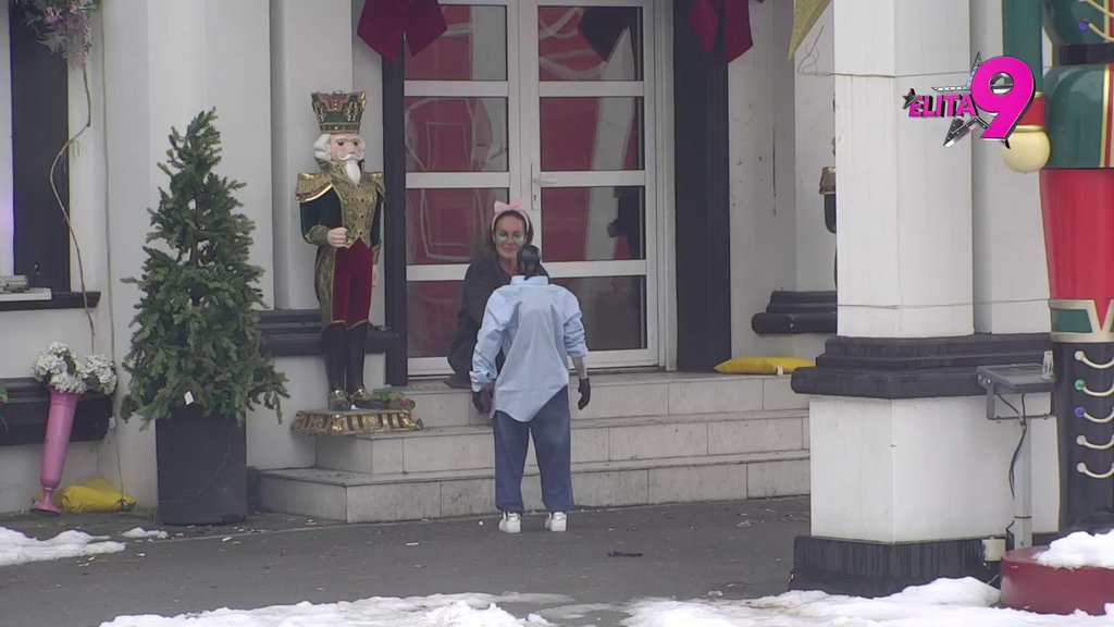 TOŠA STIGAO U ELITU! Kačavenda odmah počela da ogovara: Sve je fejk, sve je fuj! (VIDEO)