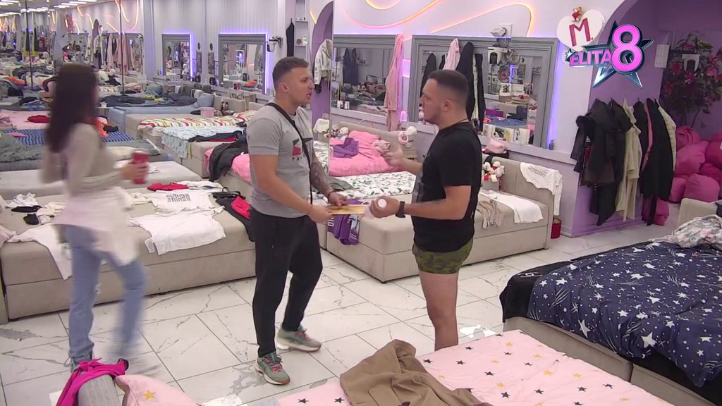 BEZUSPEŠAN POKUŠAJ! Gastoz prekoreo Karića zbog dobacivanja Anđeli, on mu udario kontru: To je zato što sam... (VIDEO)
