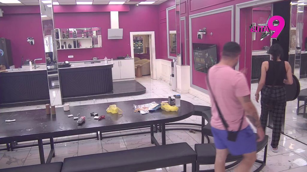 Leo ima veće dostojanstvo od njega: Maja tretira Alibabu kao poslednjeg kera, ovaj blam nikad nije doživeo! (VIDEO)