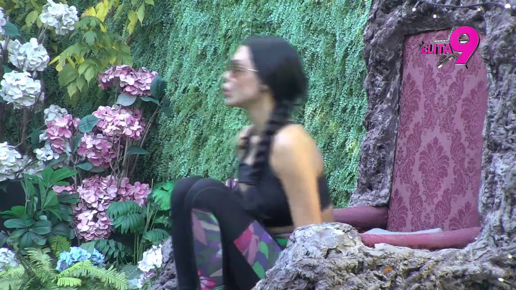 STAVILA SVE KARTE NA STO: Maja negirala da postoje varnice između Asmina i nje, pa se osvrnula na druženje sa Janjušem: NE MOGU DA GA GLEDAM KAO... (VIDEO)