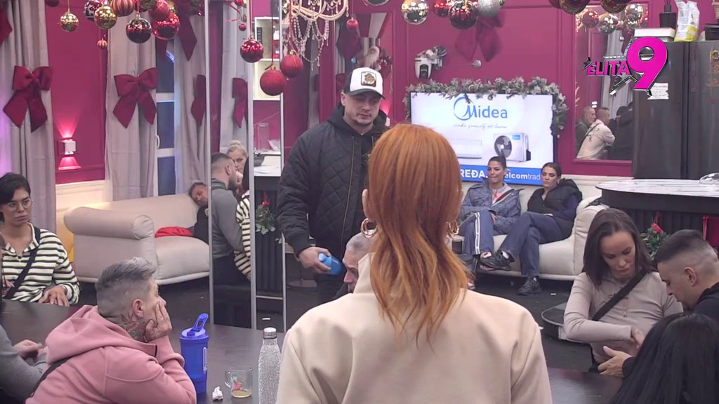 Čula sam da je po Majamiju šetala sa nekim muškarcima: Aneli isprozivala Staniju za sva vremena, Asmin prebledeo kao krpa (VIDEO)