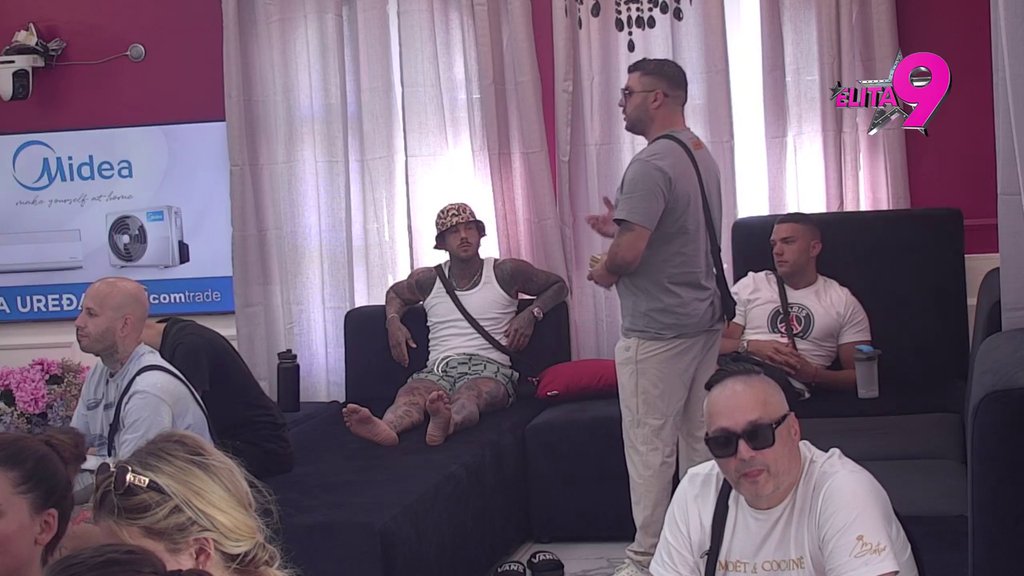 IMAŠ DOSTA POLTRONA, KOJI TI SE ŠLIHTAJU: Miljana Kulić pokazala netrpeljivost prema Asmnu, pa ga uporedila sa Aneli! (VIDEO)