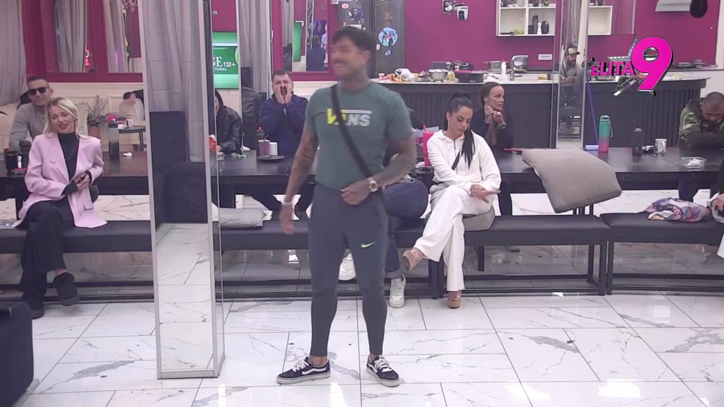 DVE ŽENE JEDAN MUŠKARAC! Aneli ne osporava da joj se Filip dopada: Rekao je da sam živa vatra i privlačnija od Teodore (VIDEO)