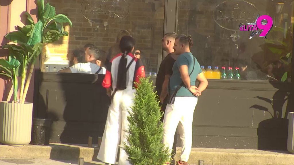 DOĐI VEČERAS DA TE TRESNEM KO ŠLJIVU: Asmin upustio nepristojnu ponudu OVOJ UČESNICI! (VIDEO)