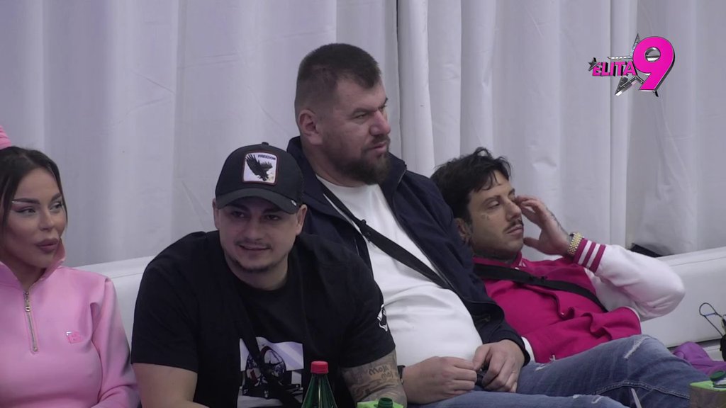 Janjušu pala vilica do poda: Vruće scene Jovane Cvijanović nikoga nisu ostavile ravnodušnim, ovo se ne viđa svaki dan (VIDEO)