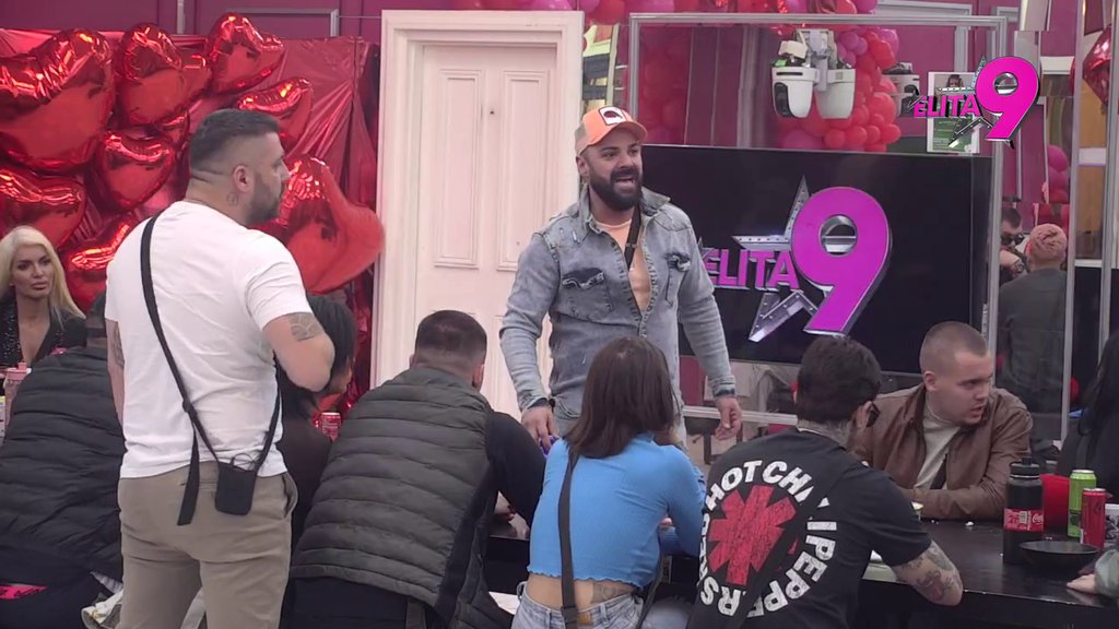 AKO BUDEM IMAO NEŠTO DA KAŽEM... Luka ponovo izbegava da otkrije da li su Ahmićke preko njega planirale Asminovo UNIŠTENJE, Matora ga saterala u ćošak svojim komentarom! (VIDEO)