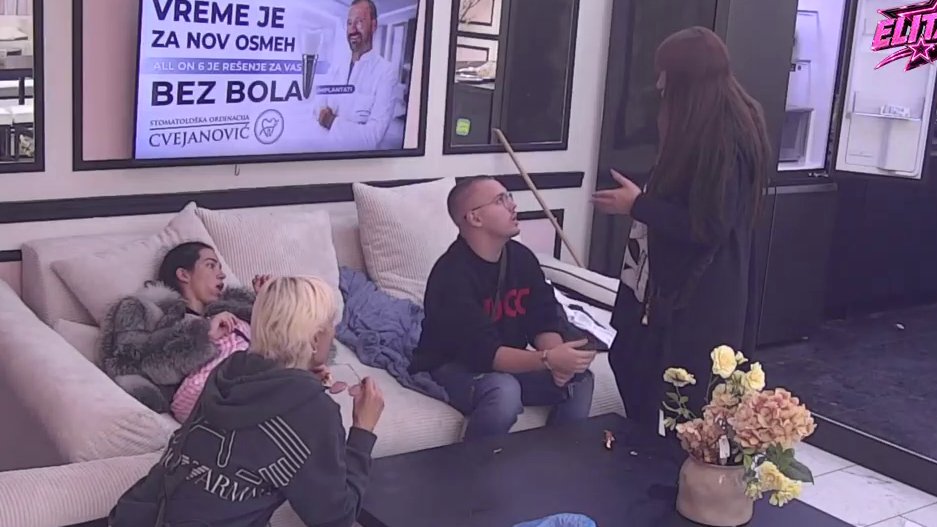 Miljana 'pecnula' Jasenku, ona se upalila kao šibica! Jasenka izabrala stranu: Anđela je za tebe misica (VIDEO)